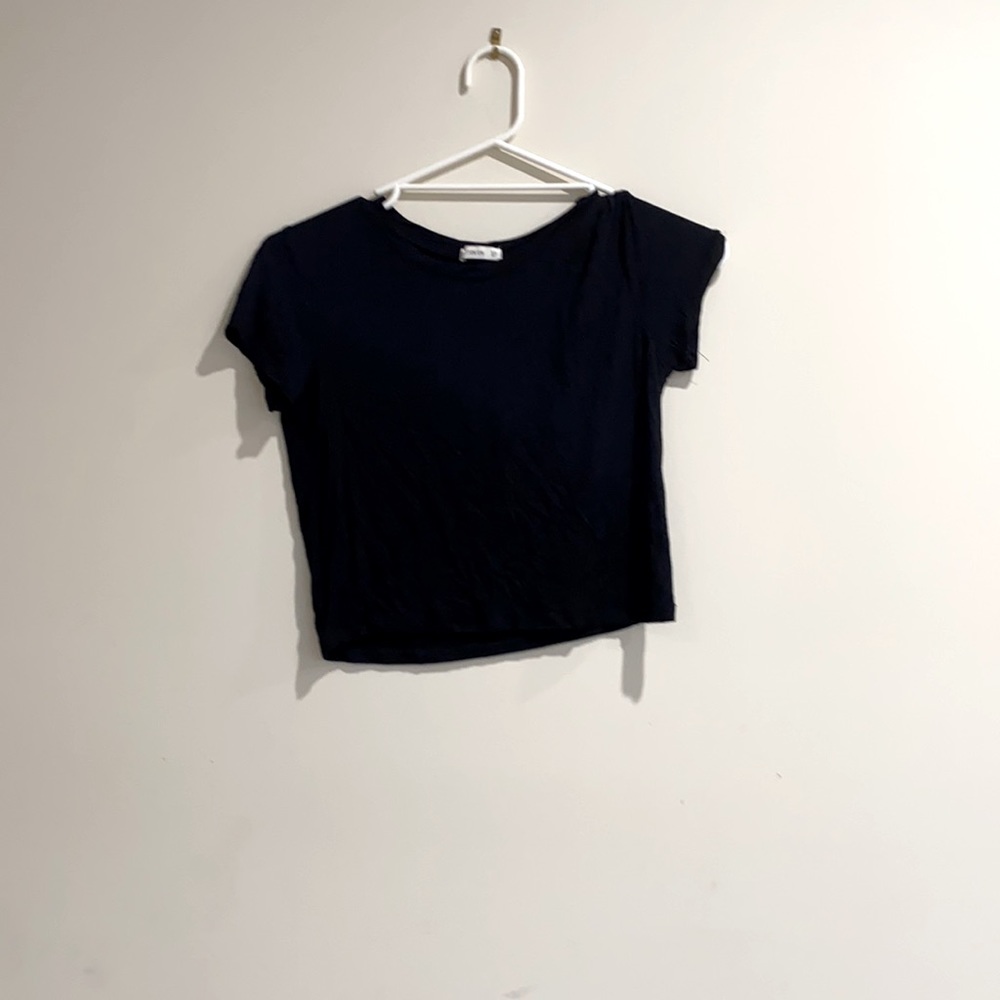 Black crop top